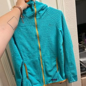 Patagonia womens reversible R3 zip hoodie